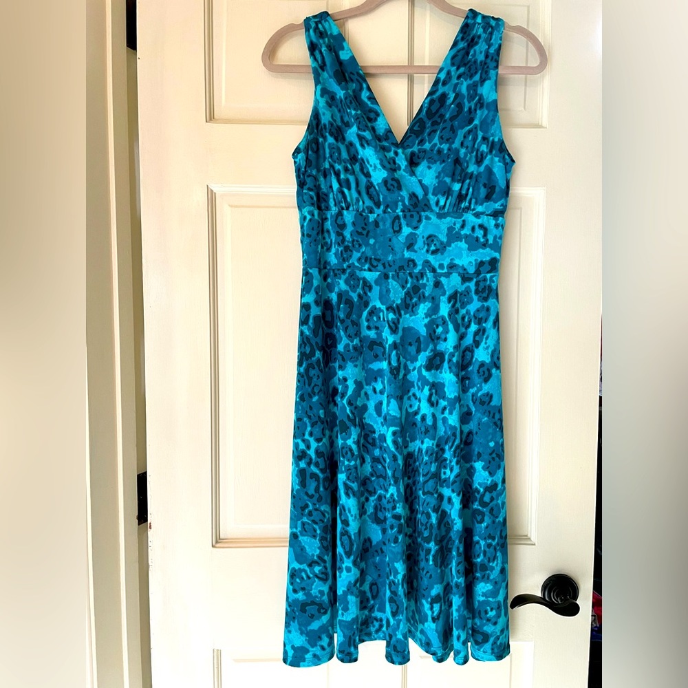 EUC Coldwater Creek dress size P4 Teal abstract design, v neck, sleeveless - Picture 1 of 6